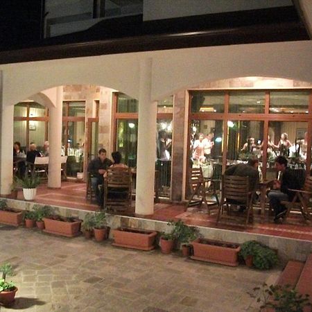 Hotel Park Karnobat Extérieur photo