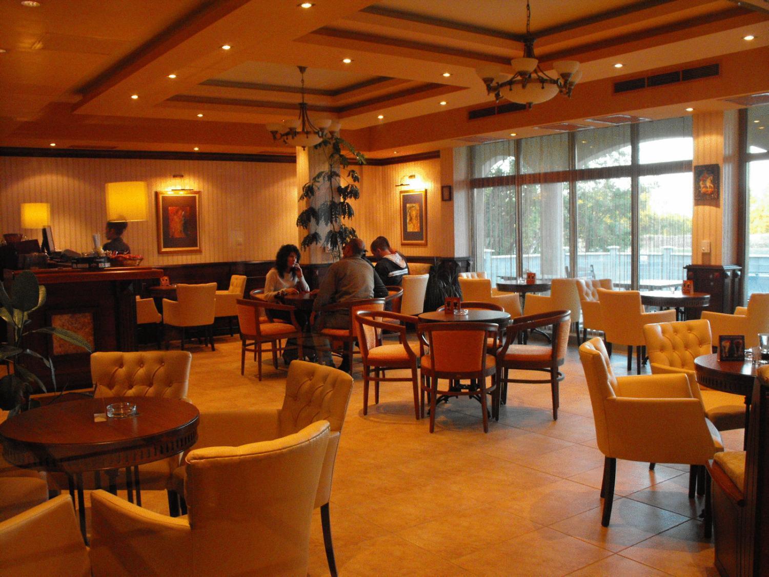 Hotel Park Karnobat Extérieur photo