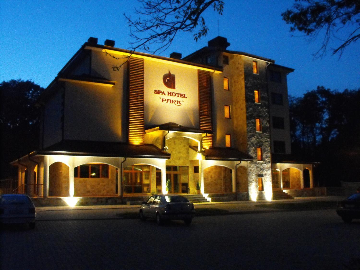 Hotel Park Karnobat Extérieur photo